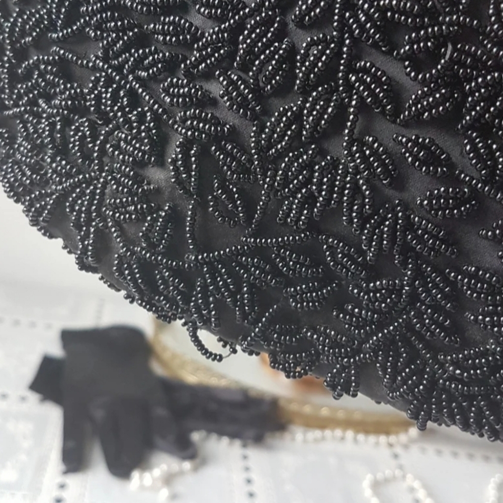 Vintage 1960s Black Beaded Evening Bag: Convertible Clutch - Picture 9 of 9